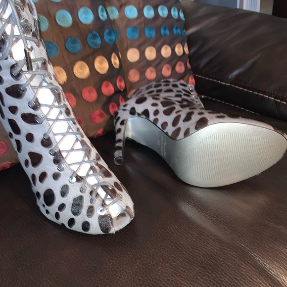 Kandee grey calf hair ankle boots - Picture 3 of 6